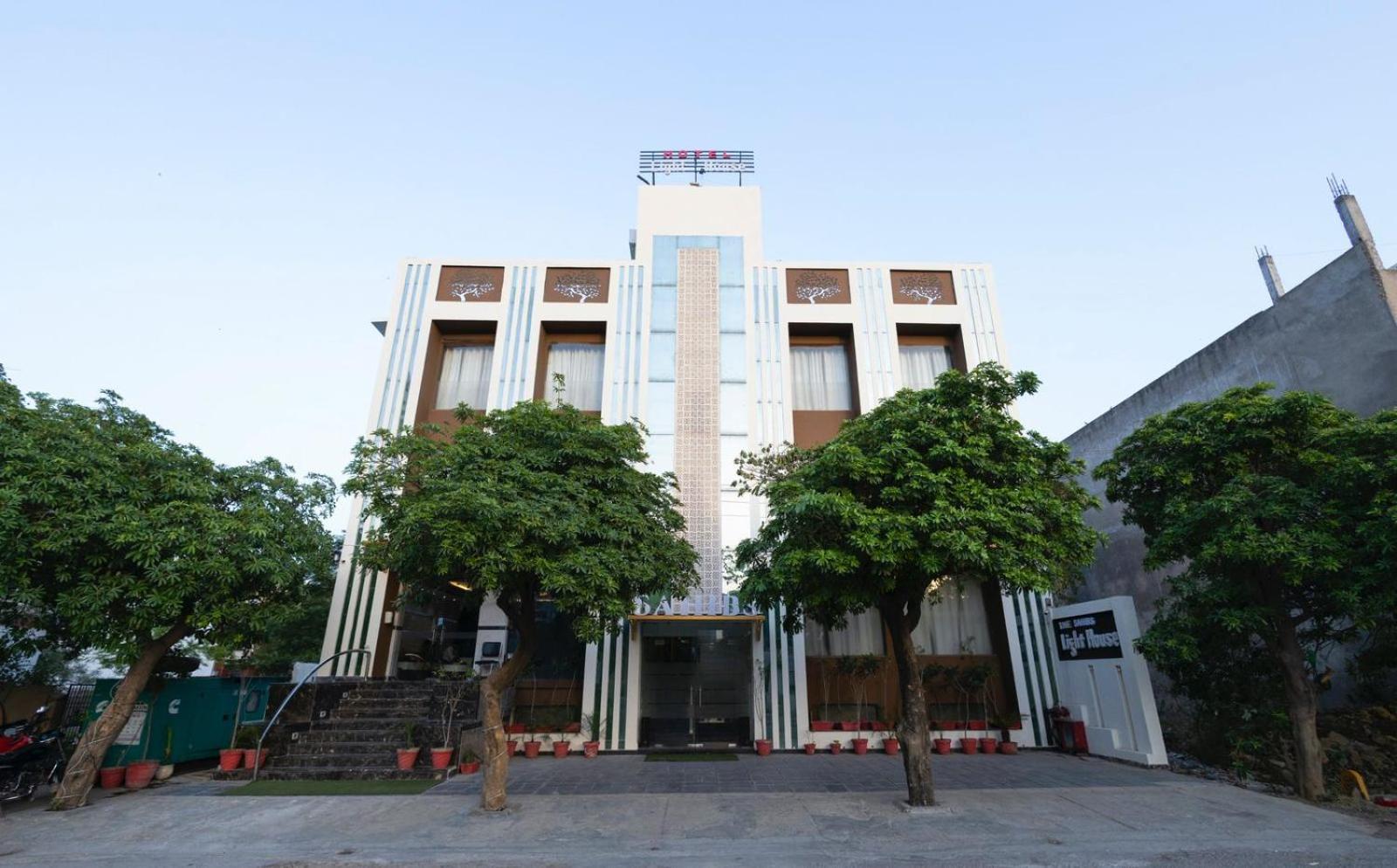 Hotel Sahibs The Lighthouse Agra  Buitenkant foto